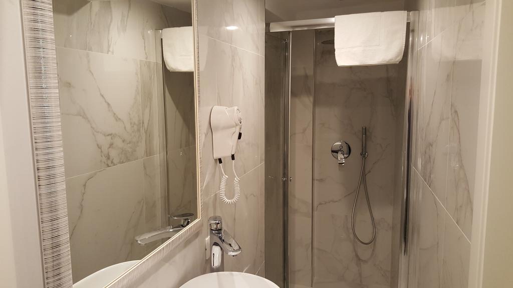 Maison D'Elite Guest House Венеція Екстер'єр фото